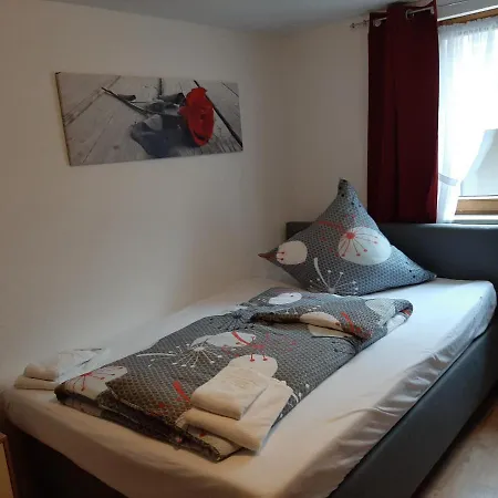 Affittacamere Gaestehaus Waldhorn