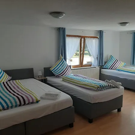 Gaestehaus Waldhorn Penzion Weilen unter den Rinnen